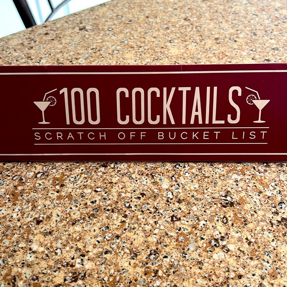 100 Cocktails Scratch Off Bucket List Brand New - Picture 2 of 4